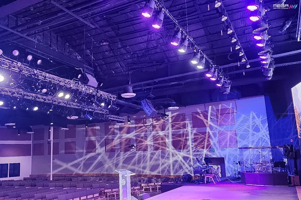 The stage lighting and curved LED environment at Church Everyday.